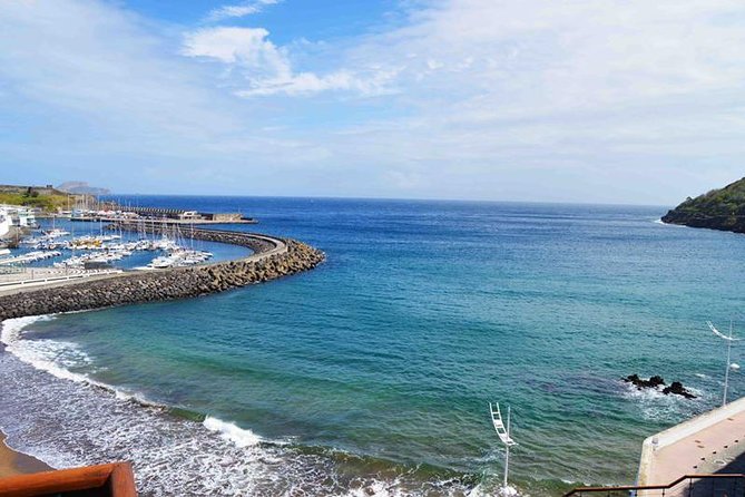 Angra do Heroísmo On Foot - City Tour - Duke of Terceira Garden: A Free 20-Minute Reset