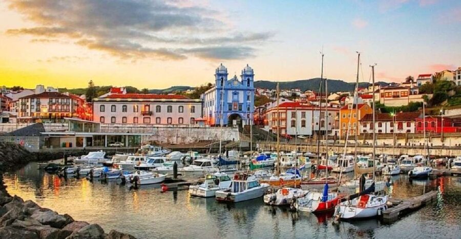 Angra do Heroísmo: Walking Tour with Local Pastry and Coffee - Alto das Cova, the market interlude, and the view-building route