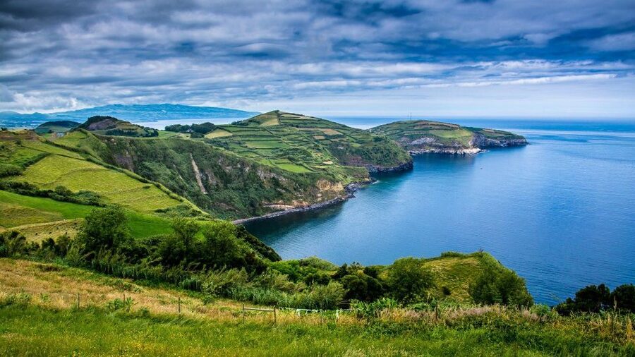 Azores: Private tour to All São Miguel island with lunch - Furnas Valley and the Pico do Ferro panorama