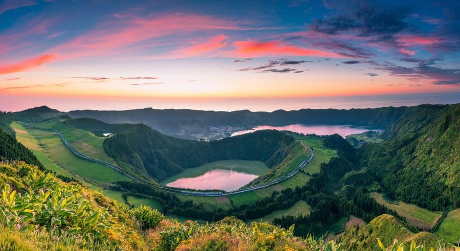 Azores: Private tour to All São Miguel island with lunch - Nordeste waterfalls and Ribeira dos Caldeirões, quiet nature time