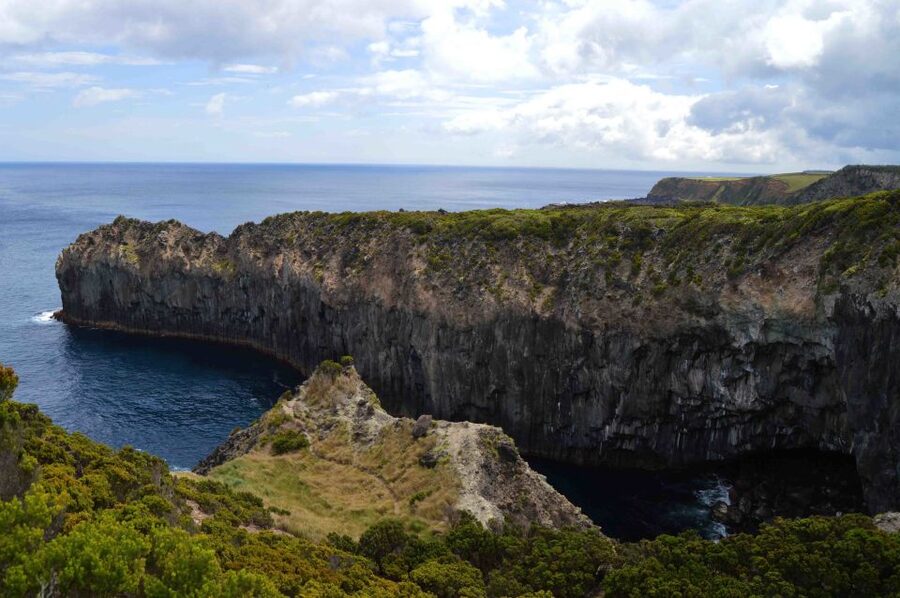 Baías de Agualva hiking - Terceira island - The minibus circuit: less stress, better pacing