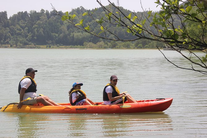 Canoeing at Furnas Lake - Gear, fitness, and who this fits best