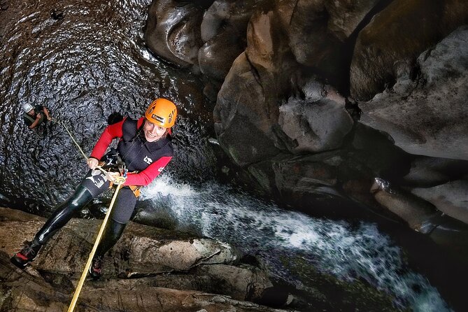 Canyoning in Salto do Cabrito (Sao Miguel - Azores) - The start: equipment, safety briefing, and a real hike in a wetsuit
