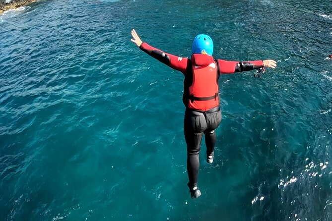 Coasteering in Caloura (Sao Miguel - Azores) - Snorkeling in the Atlantic: marine life time, not just a quick splash