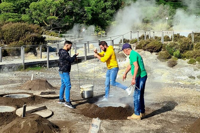 Couples PRIVATE Hybrid 4X4 Tour - Furnas (Inc Hot Springs and 3 Course Lunch) - Gorreana tea plantation and Santa Iria viewpoint