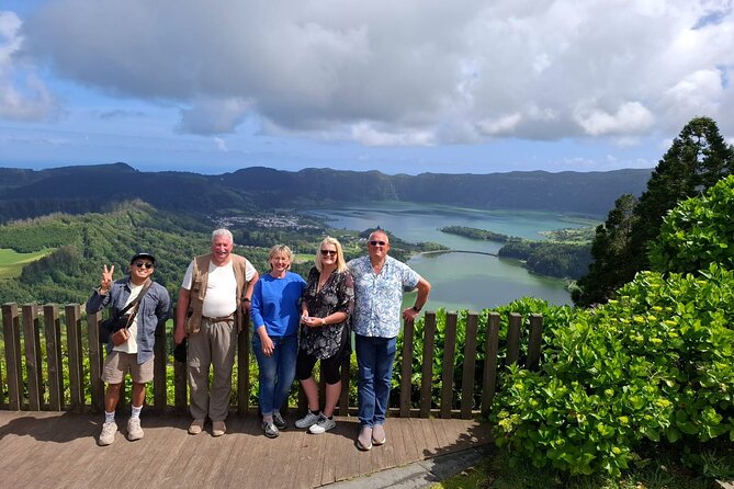 Cruise Travellers: Sete Cidades Volcano, The Blue & Green Lake - How long it really takes, and what changes the schedule