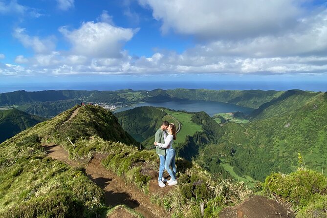 Culture & Nature - Visit All Center of the Island - Arruda Pineapple Plantation: one of the oldest, not just a souvenir stop