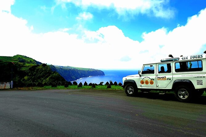 Discover the unexplored beauty of the island by jeep the Nordeste - How the guide handles weather and overlaps, without breaking your day