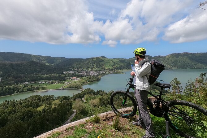 E-bike Sete Cidades- "All Mountain" bike program - Gear, weather, and the small logistics that can save your day