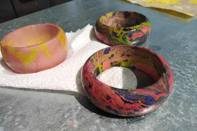 Ebru Marble Art / Ancient technique of marble painting on water - The Studio Setting: A Calm Open-Air Workshop in Trees