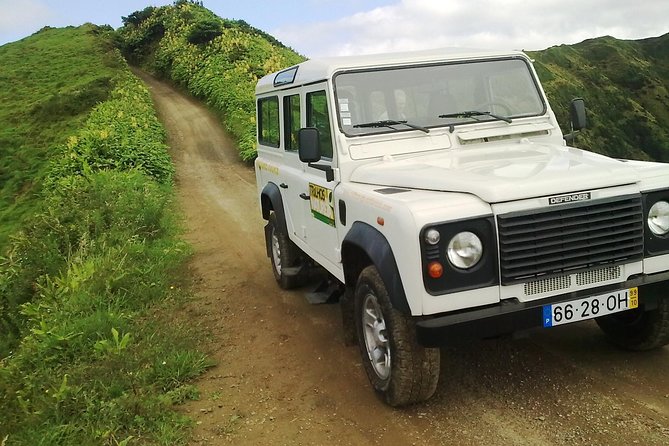 Explore the Wonders of Sete Cidades & West side on a Jeep Tour - Key things to know before you go