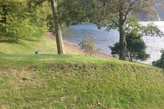 Explore the Wonders of Sete Cidades & West side on a Jeep Tour - Sete Cidades village time: why the extra hour helps