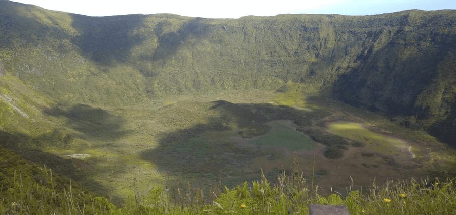 Faial Island: Personalized tour with Pic Nic - From pick up to salty water, Faial’s natural pools are the mood-setter