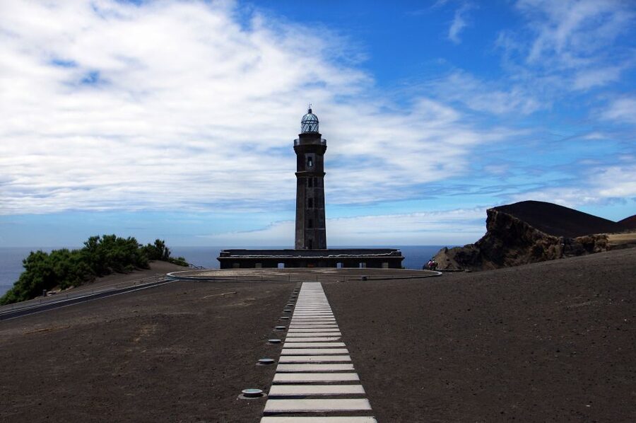 From Horta: Guided Faial Island Tour - Riding by Minivan: Comfortable Transport for Iceland-like Stops (But on Faial Time)
