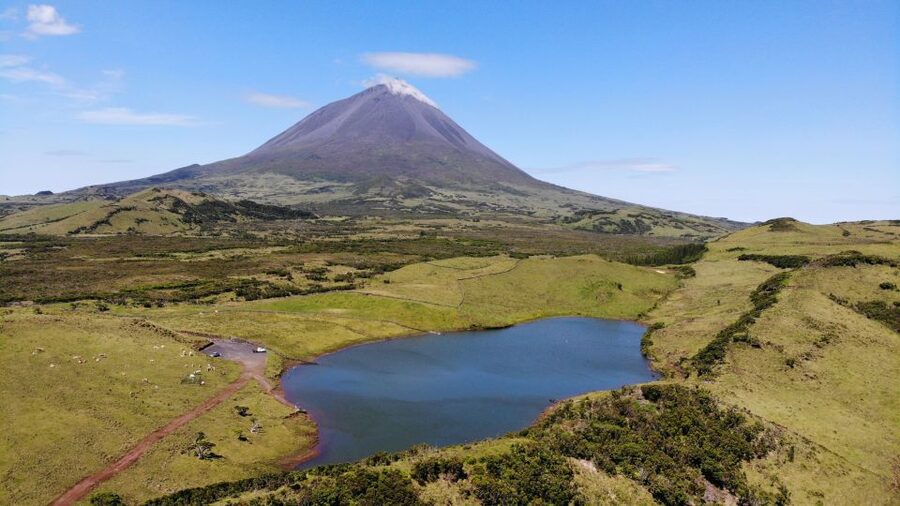 From Madalena: Pico Volcanoes and Lakes Guided Day Tour - Small group size: why conversations feel natural