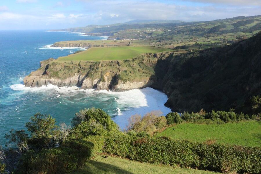 From Ponta Delgada: Furnas Guided Day Trip & 4x4 Adventure - Traditional Portuguese plate in Furnas, where the food story is part of the place