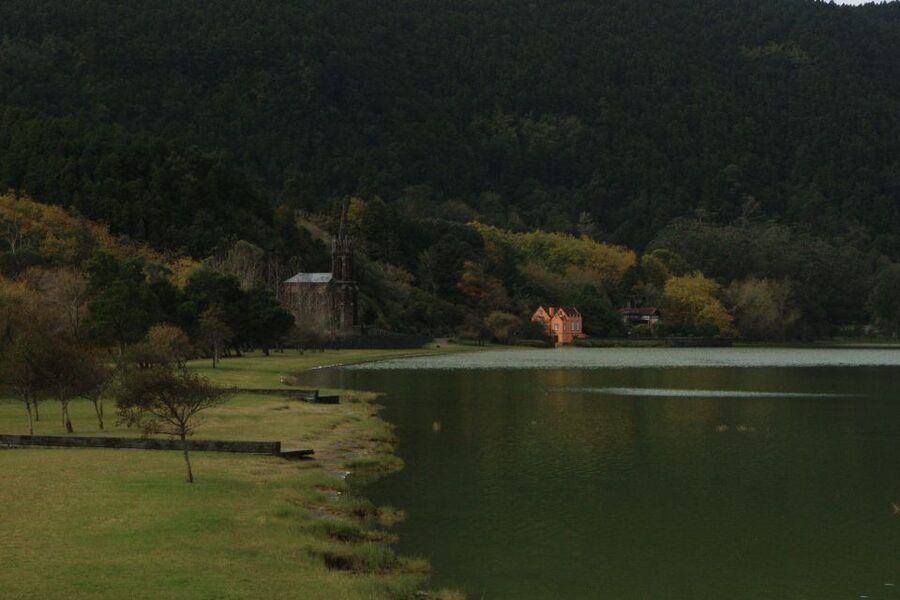 From Ponta Delgada: Furnas Guided Day Trip & 4x4 Adventure - Gorreana Tea Plantation, the oldest factory in Europe and a proper tasting