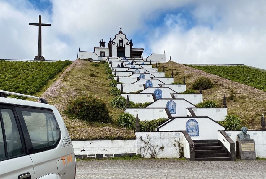 From Ponta Delgada: Furnas Lake Shore 4x4 Guided Day Trip - Thermal Pool Time and the Poça da Beija Stop