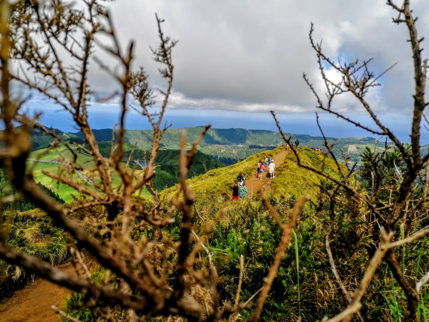 From Ponta Delgada: Sete Cidades Guided Tour - Key highlights to look for
