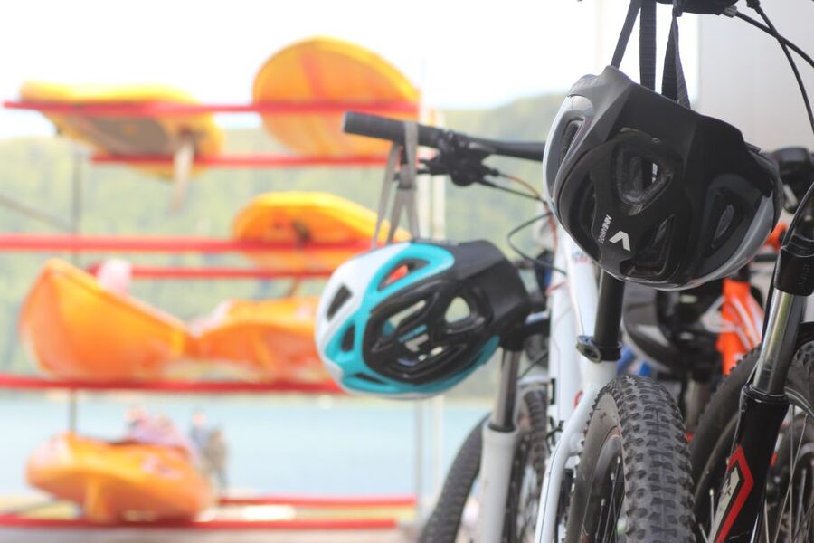 From Ponta Delgada: Sete Cidades Jeep, Bike, & Kayak Ride - Who this tour is best for, and who should skip it