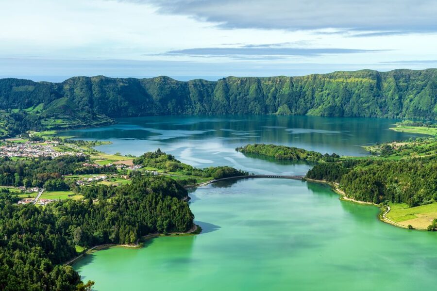 From Ponta Delgada: Vista do Rei to Sete Cidades Guided Trek - Getting to Vista do Rei from Ponta Delgada