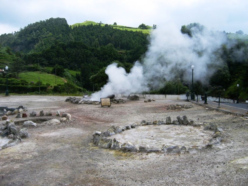 Full-Day Furnas Azores 4x4 Tour from Ponta Delgada - Timing and stop order, why your day will feel better if you plan ahead