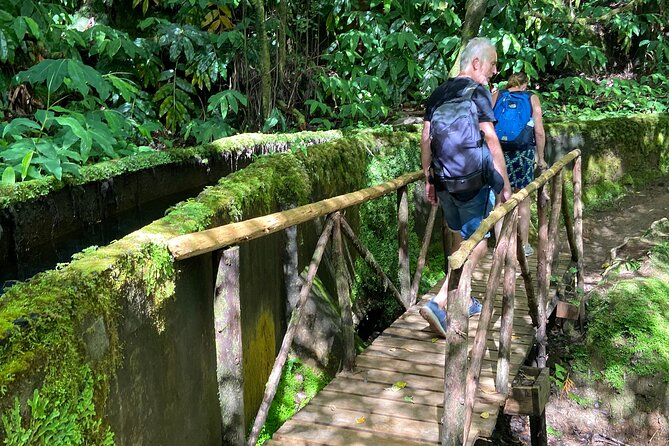 Full Day Hiking Trail in Lagoa do Fogo Sao Miguel - Reaching Lagoa do Fogo: the payoff crater lake and its clear water