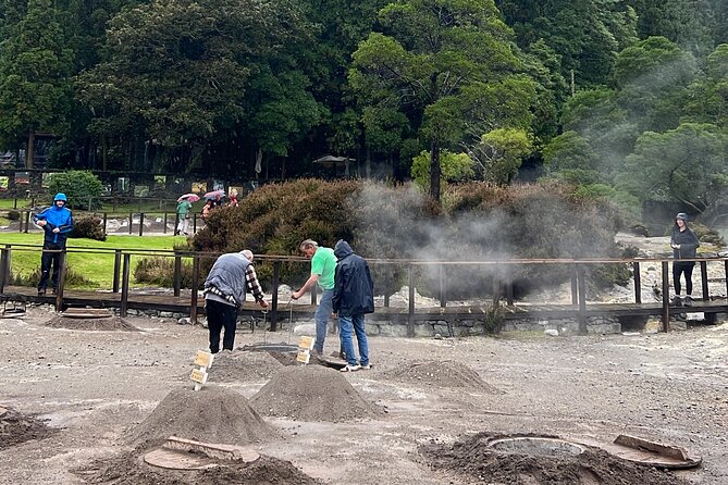 Full Day Private Tour in Furnas Valley Breath of the volcano - Caldeira das Furnas: steam columns and a taste of sparkling spring water