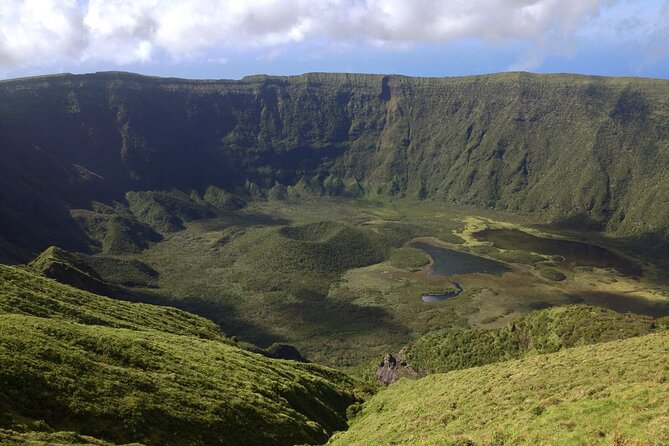 Full Day Private Trip Faial - Monte da Guia and Monte Queimado: twin craters, a dune system, and volcanic materials you can spot