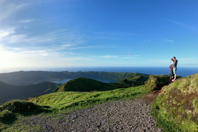 Full Day Sete Cidades and Lagoa do Fogo PRIVATE 4WD Tour with Lunch - Lagoa de Santiago: The Clean Finish to a Volcanic Loop