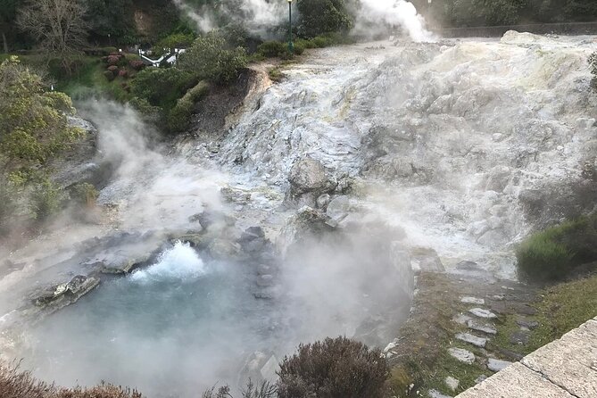 Furnas Evening Thermal Bath Small Group Tour with Dinner - Getting to Furnas from Ponta Delgada, and why 6 pm works
