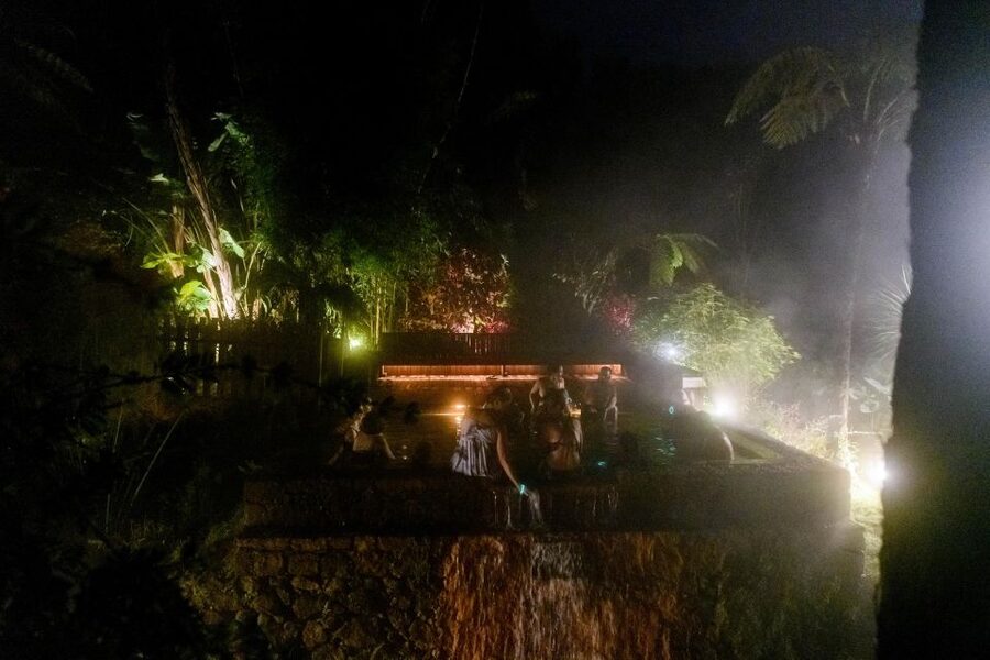 Furnas: Hot Springs Night Tour - Poça da Dona Beija Thermal Bath, Where the Temperature Matters
