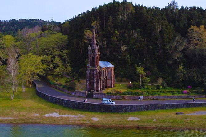 Furnas: Mystic Tour (w/Dinner) - Hot Springs - Getting to Furnas: Pickup, Timing, and a Small Group Pace