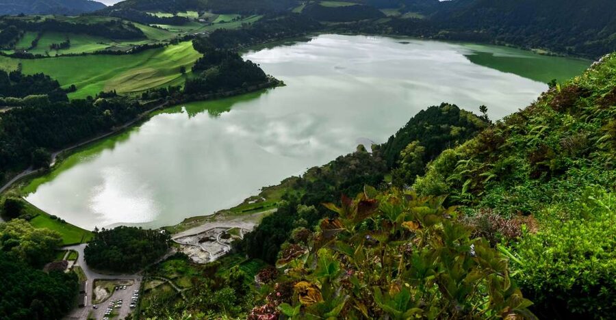 Furnas: Tea Plantations, Lake and Volcano Guided Tour - A full São Miguel circuit built around tea and geothermal power