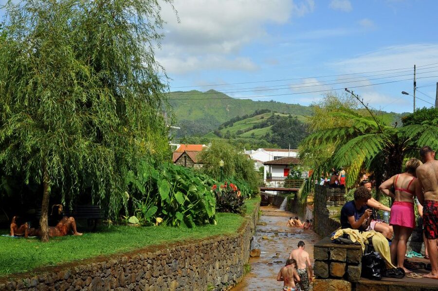 Furnas: Tea Plantations, Lake and Volcano Guided Tour - Pickup at 8:45 AM, and why that matters more than you think