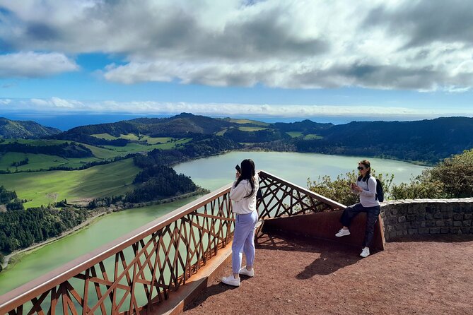Furnas Volcano Experience: Lush Valleys & Steaming Earth - Stop 3: Ribeira dos Caldeirões park, waterfalls, and historic watermills