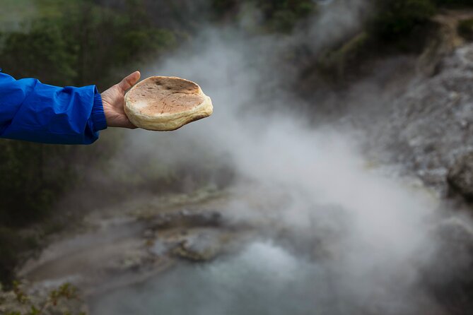 Furnas Volcano, Lake, Geysers, Tea Plantation and Terra Nostra - Furnas village geysers and thermal springs: what to do with your free time