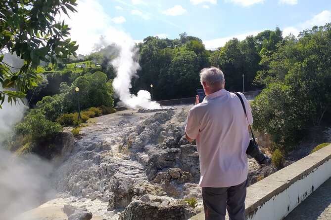 Furnas Volcano & Tea Plantation With Traditional Lunch, East Tour - Stop 1: Miradouro de Santa Iria, North Shore Views and Tea on the Horizon