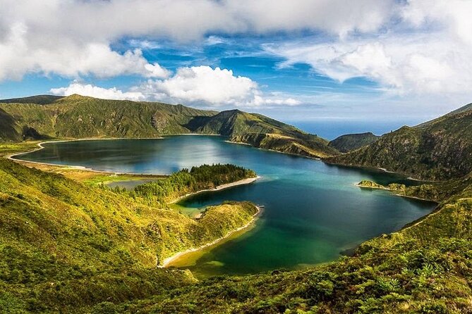 Guided tour of Sete Cidades & Lagoa do Fogo, lunch included - Vista do Rei and Cerrado das Freiras: two miraudos, two angles on Sete Cidades