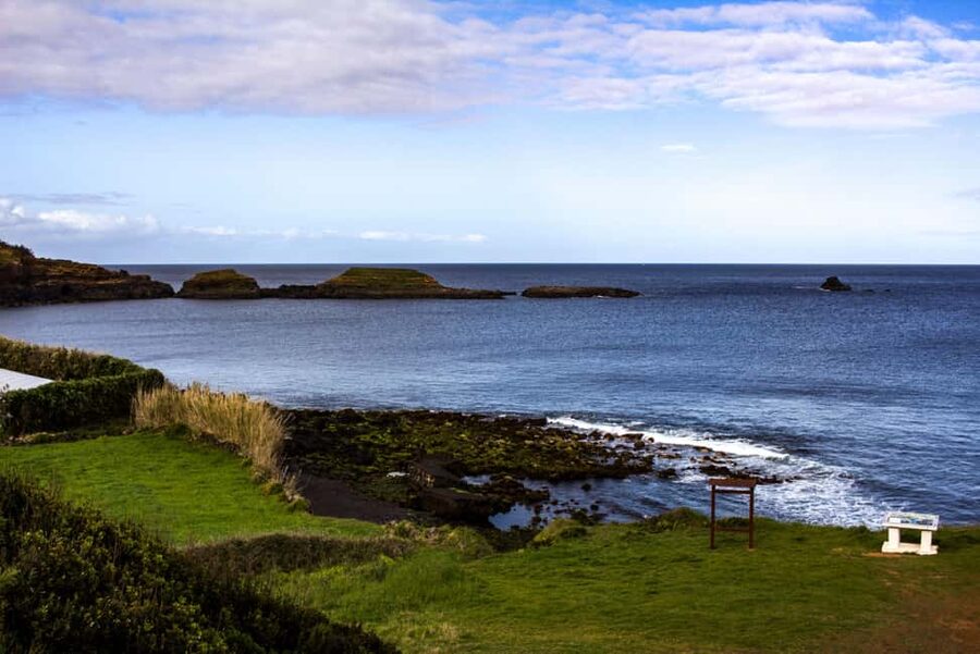Half Day: Enchanted Bays of Terceira Island - Salga and Baía das Mós: bays tied to Azores history