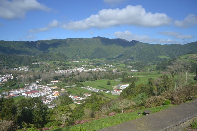 Half Day Furnas And Hot Springs - The guide factor: why Samuel Rego gets mentioned again and again