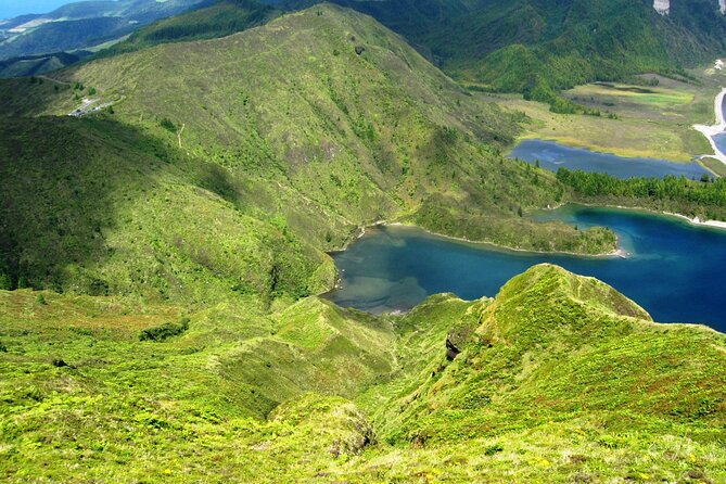 Half-Day Jeep Adventure: Unexplored Landscapes & Lagoa do Fogo - Lagoa do Fogo: crater lake views with protected shores