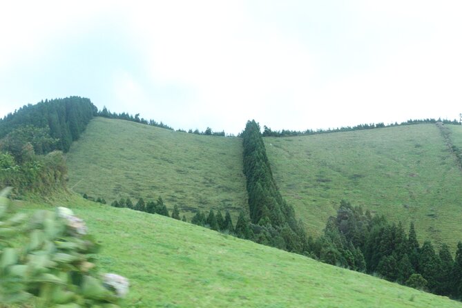 Half-Day Jeep Tour from Ponta Delgada - Lagoa do Fogo - Caldeira Velha: how to add thermal pools without derailing your day