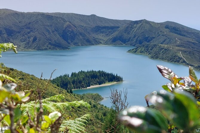 Half Day Lagoa Do Fogo and Gin Library Tour - Key things to know before you go