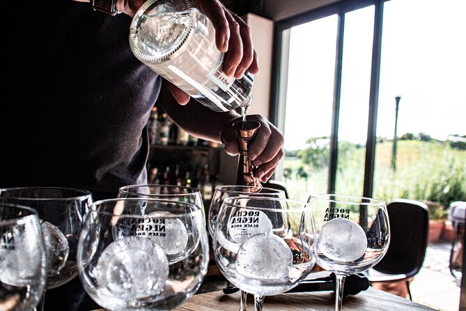 Half Day Lagoa Do Fogo and Gin Library Tour - Stop 5: The Gin Library (1 hour) and the included gin and tonic
