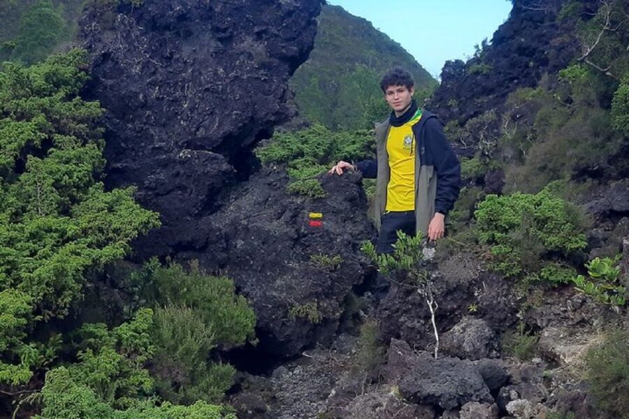 Hiking Trail Mistérios Negros | Terceira Island - Lagoa do Negro and the Gruta do Natal area: the moment the name clicks