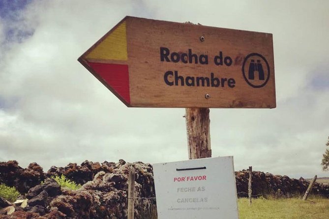 Hiking Trail Rocha Do Chambre | Terceira Island - The 8.8km medium/hard walk through Terceira’s volcanic terrain