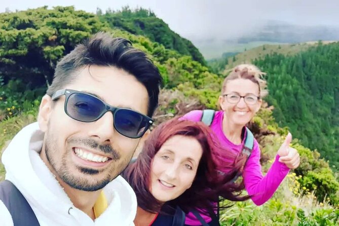 Hiking Trail Rocha Do Chambre | Terceira Island - Starting in Angra do Heroísmo, then straight to the trail