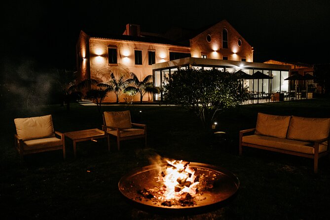 Hot Water Pool Bath Inside Pineapple Plantation & Dinner - Wine, Pineapple Finds, and How the Evening Stays Cohesive
