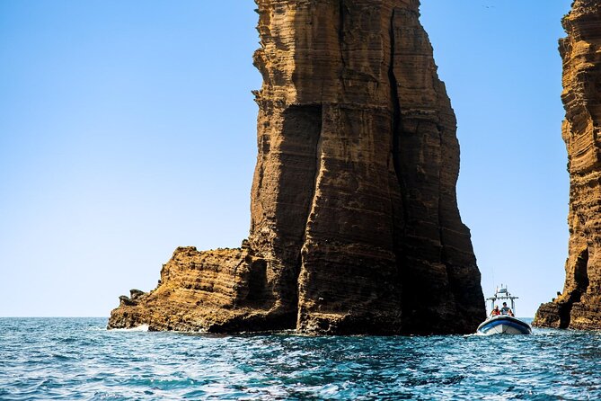Islet Tour – Boat Trip Around the Ilhéu de Vila Franca - Weather Requirements, Timing, and the Reality of Sea Days